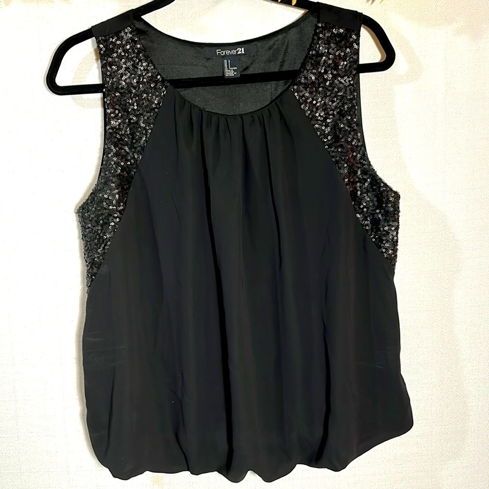 FOREVER 21 blouse, Black, size large, in very good condition!